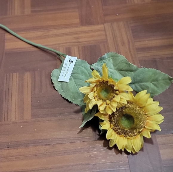 Sunflower Spray - Picture 4 of 7